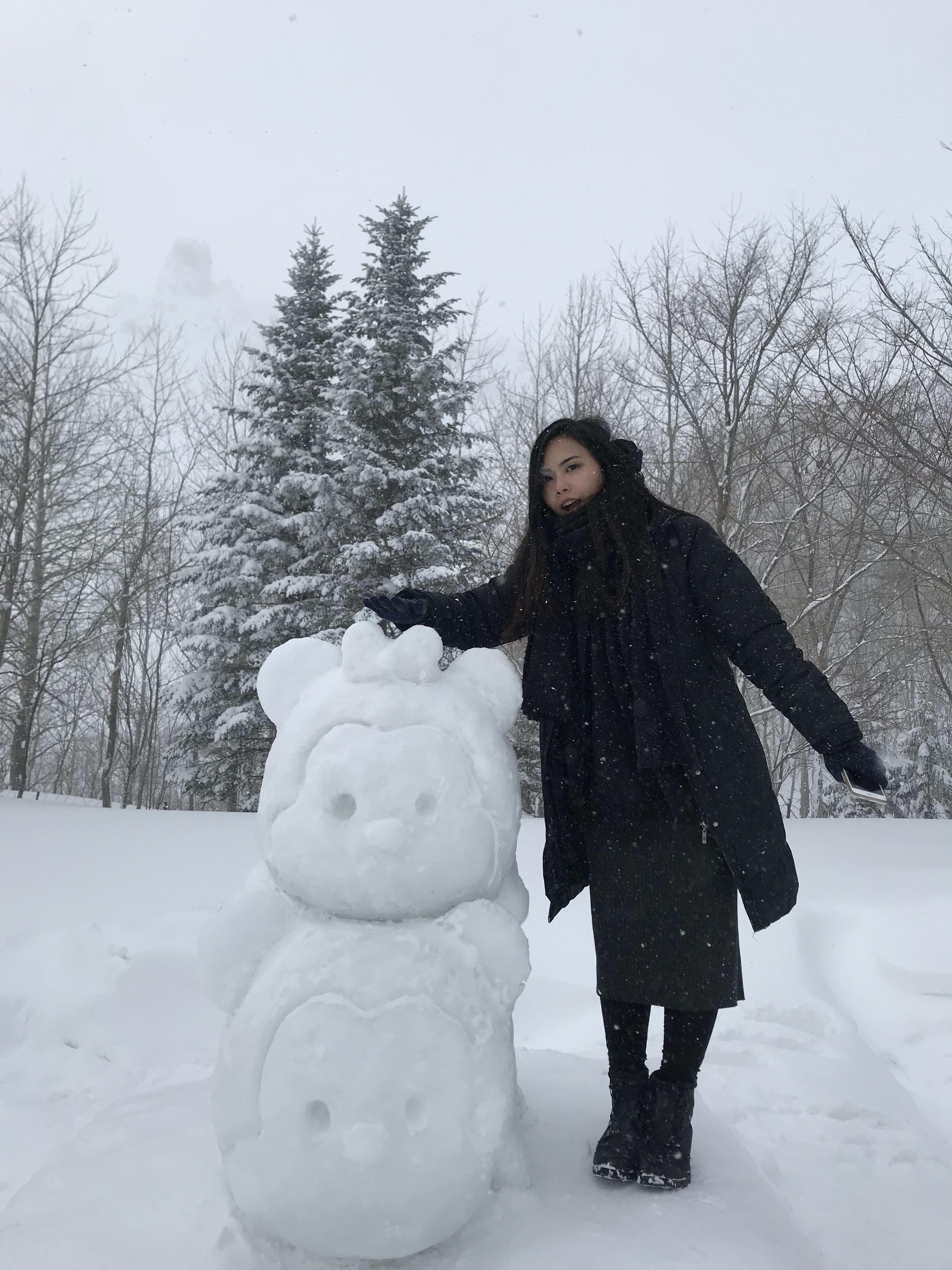 有珠山山上的雪雕,取自:Ann Shih。 有珠山山上的雪雕,取自:Ann Shih。