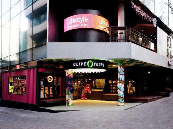Olive Young旗艦店,圖片取自www.trazy.com Olive Young旗艦店,圖片取自www.trazy.com