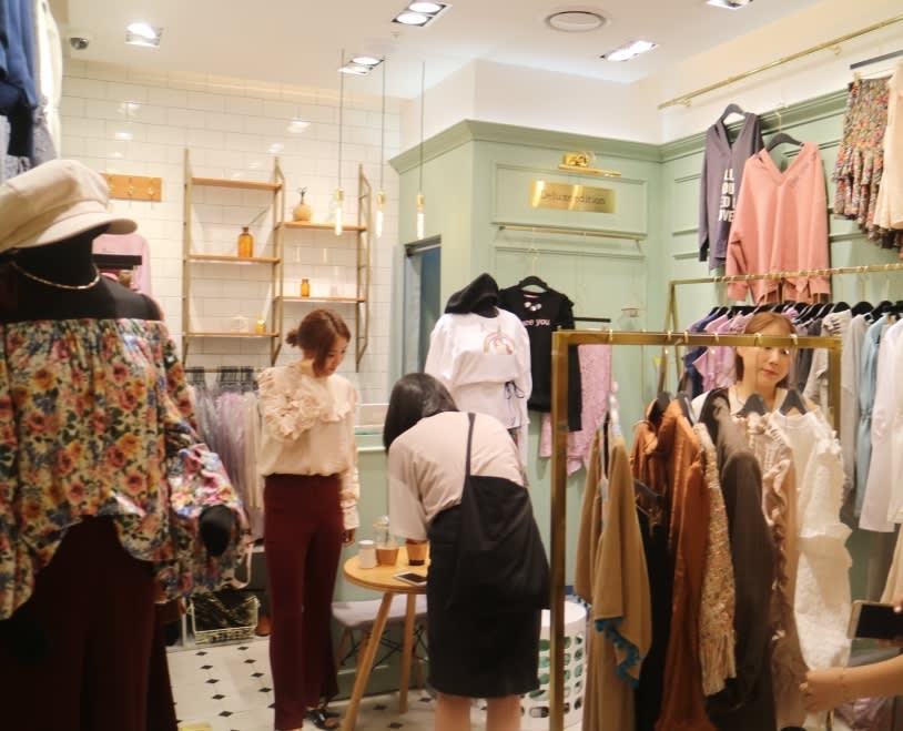 apM Luxe商棟其中一個店家。(圖片取自www.apm-apmluxe.com) apM Luxe商棟其中一個店家。(圖片取自www.apm-apmluxe.com)
