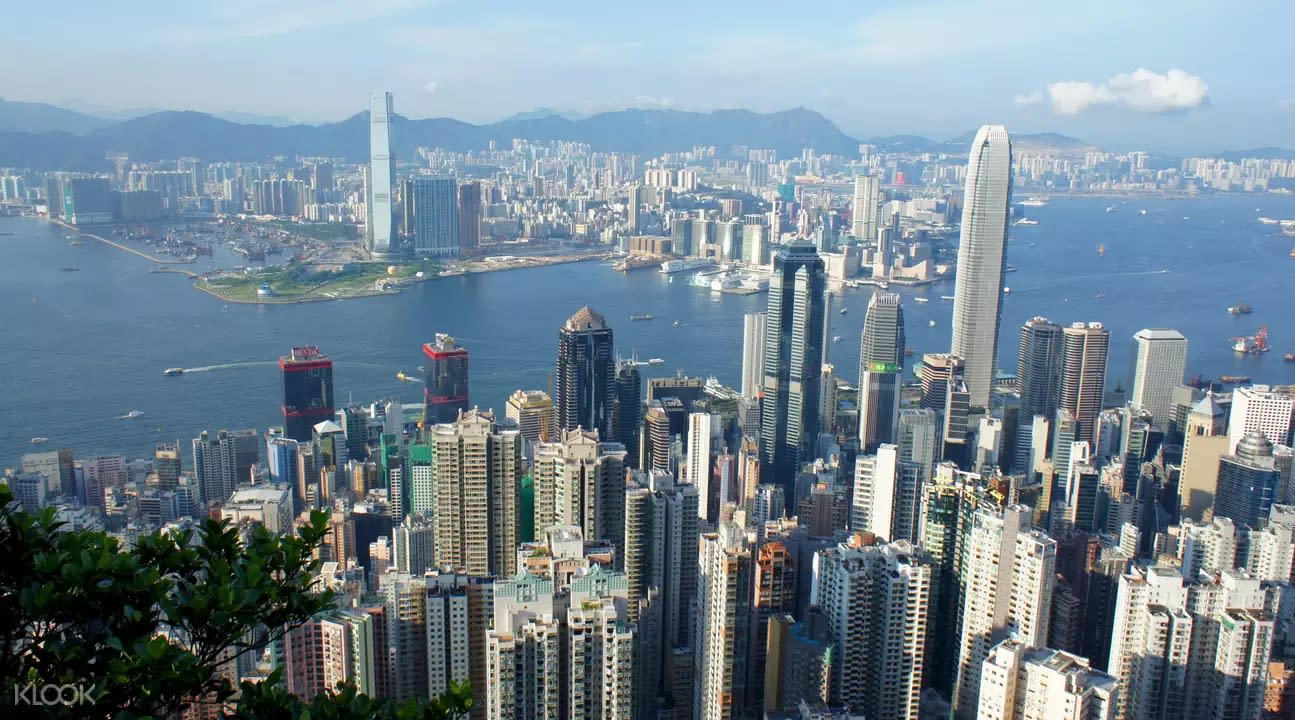 ▲ 在太平山的獅子亭,其實就可以飽覽維港美景。 中環 & 太平山頂人文觀光之旅