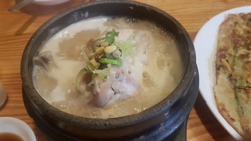 首爾必吃美食土俗村人蔘雞,photo by Artshen 首爾必吃美食土俗村人蔘雞,photo by Artshen