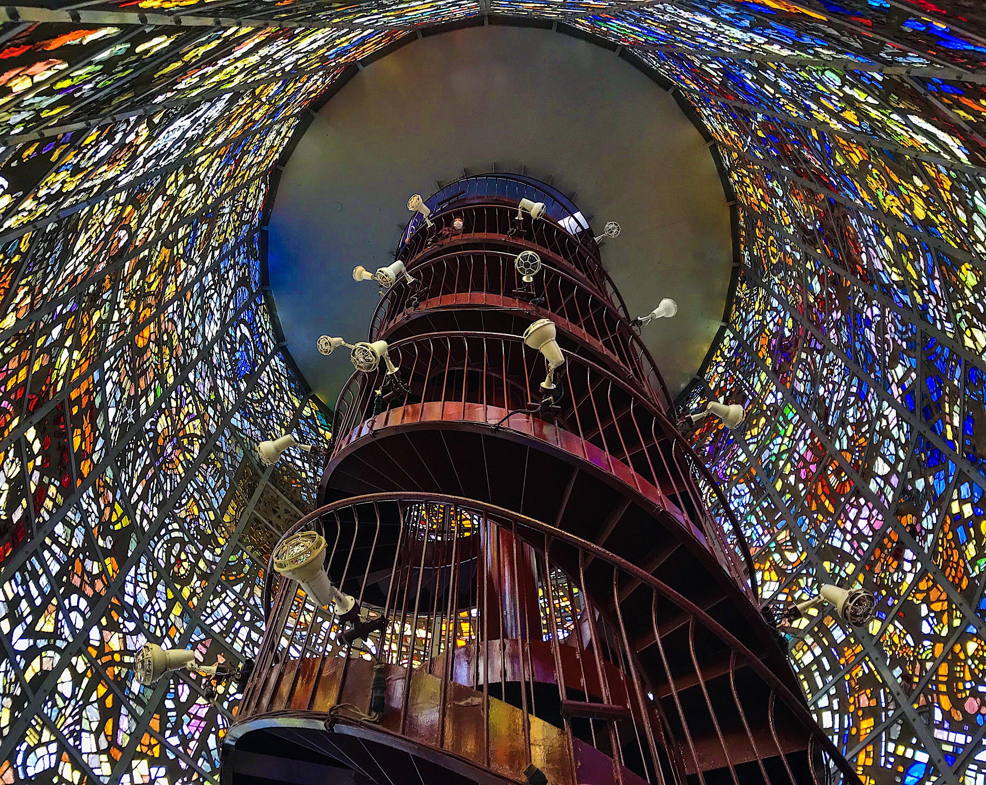 圖片取自https://www.reddit.com/r/japanpics/comments/7v4aap/symphonic_sculpture_in_the_hakone_open_air_museum/