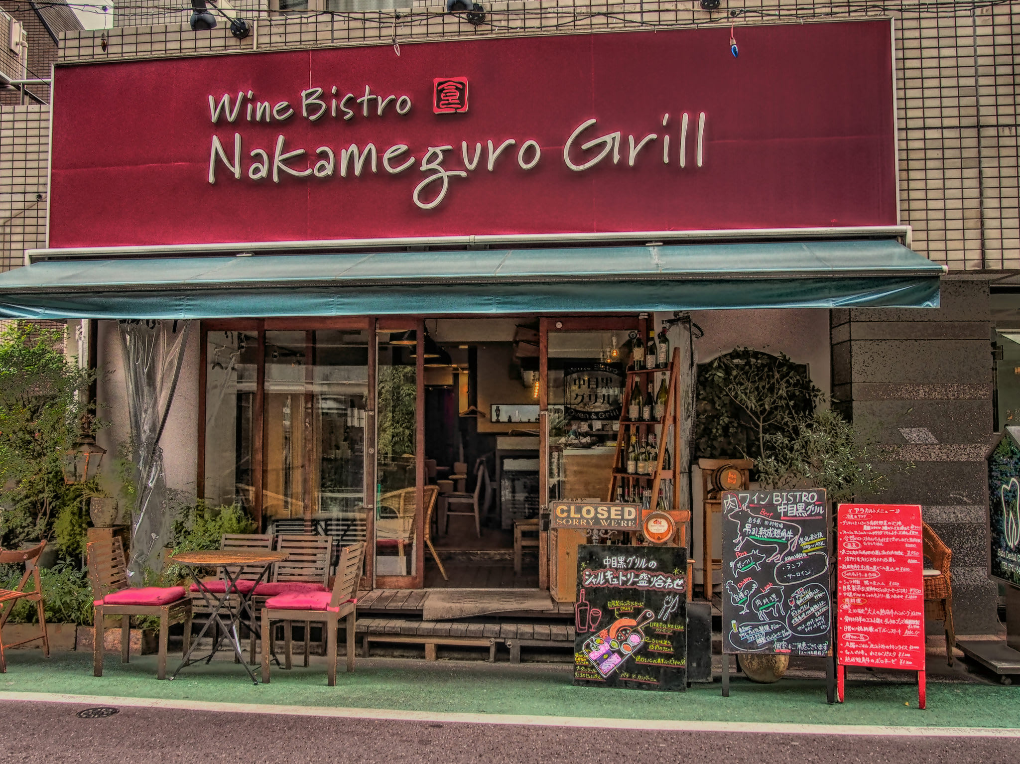 Klook客路・探索未知的你 flickr CC editor jun560 許 多 特 色 餐 廳 錯 綜 隱 身 在 溫 馨 的 住 宅 區 中