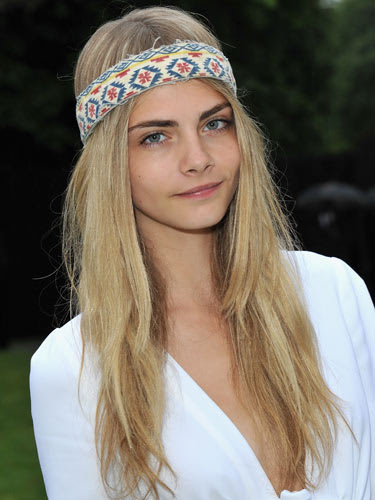 53d32cbd03b2e_-_cara-delevingne-headband-de