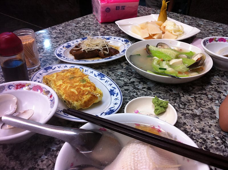圖 片 來 源: 阿 財 虱 目 魚 。