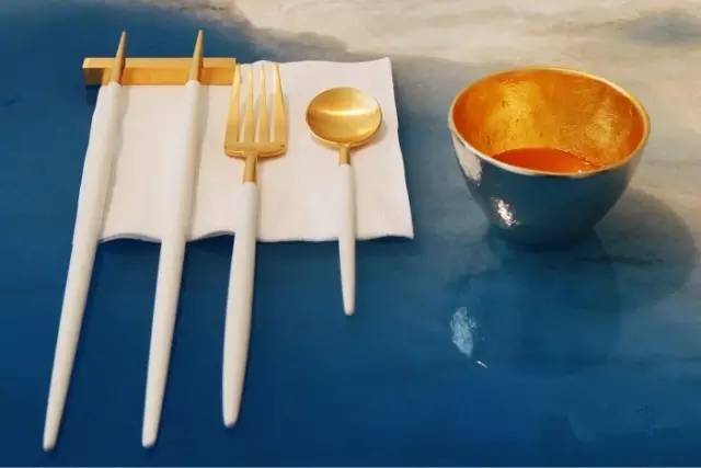 Klook客路・探索未知的你 出 自 名 家 之 手 的 餐 具 。