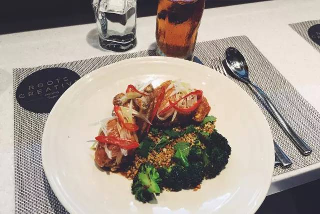 由 台 灣 食 材 做 出 的 新 派 料 理 。