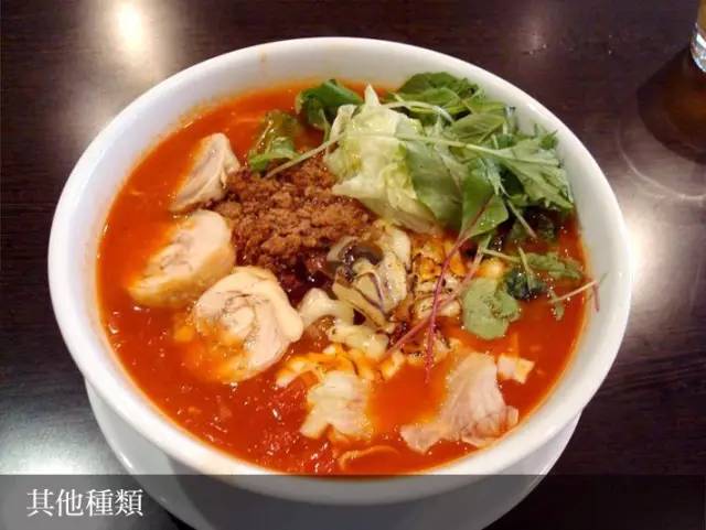 各 種 創 新 湯 底 , 喜 歡 嚐 鮮 的 你 不 妨 試 試 看 !