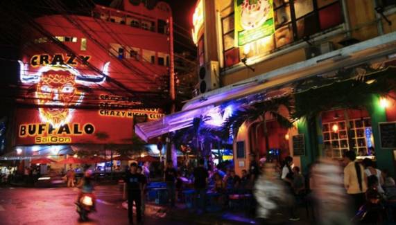 Klook客路・探索未知的你 越 南 的 考 山 路 Pham Ngu Lao Street