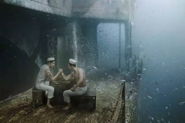畫 作 。