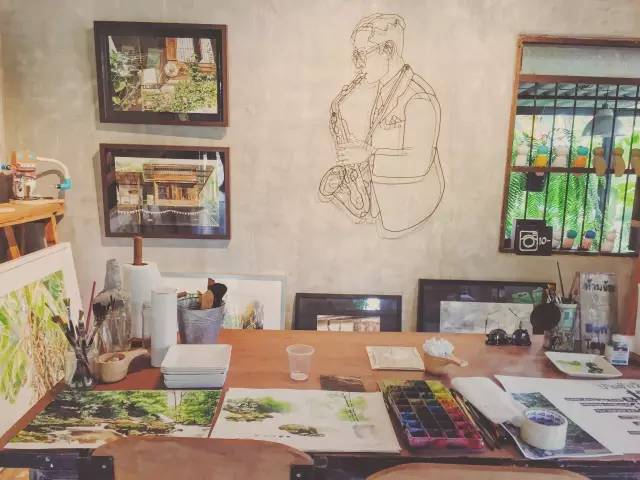 創 作 者 的 工 作 室。