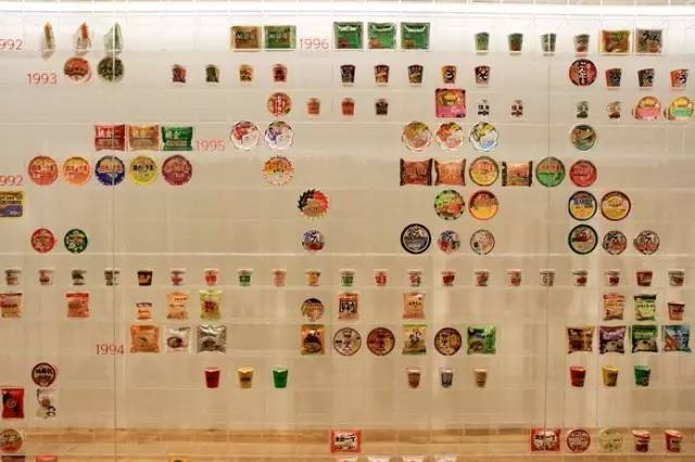 世 界 杯 麵 牆 之 9 0 年 代 篇 , 有 你 吃 過 的 嗎 ?
