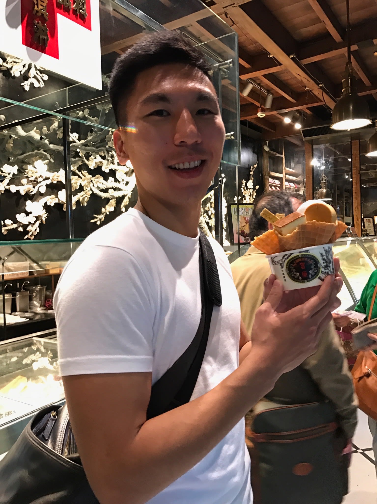 大滿足。
