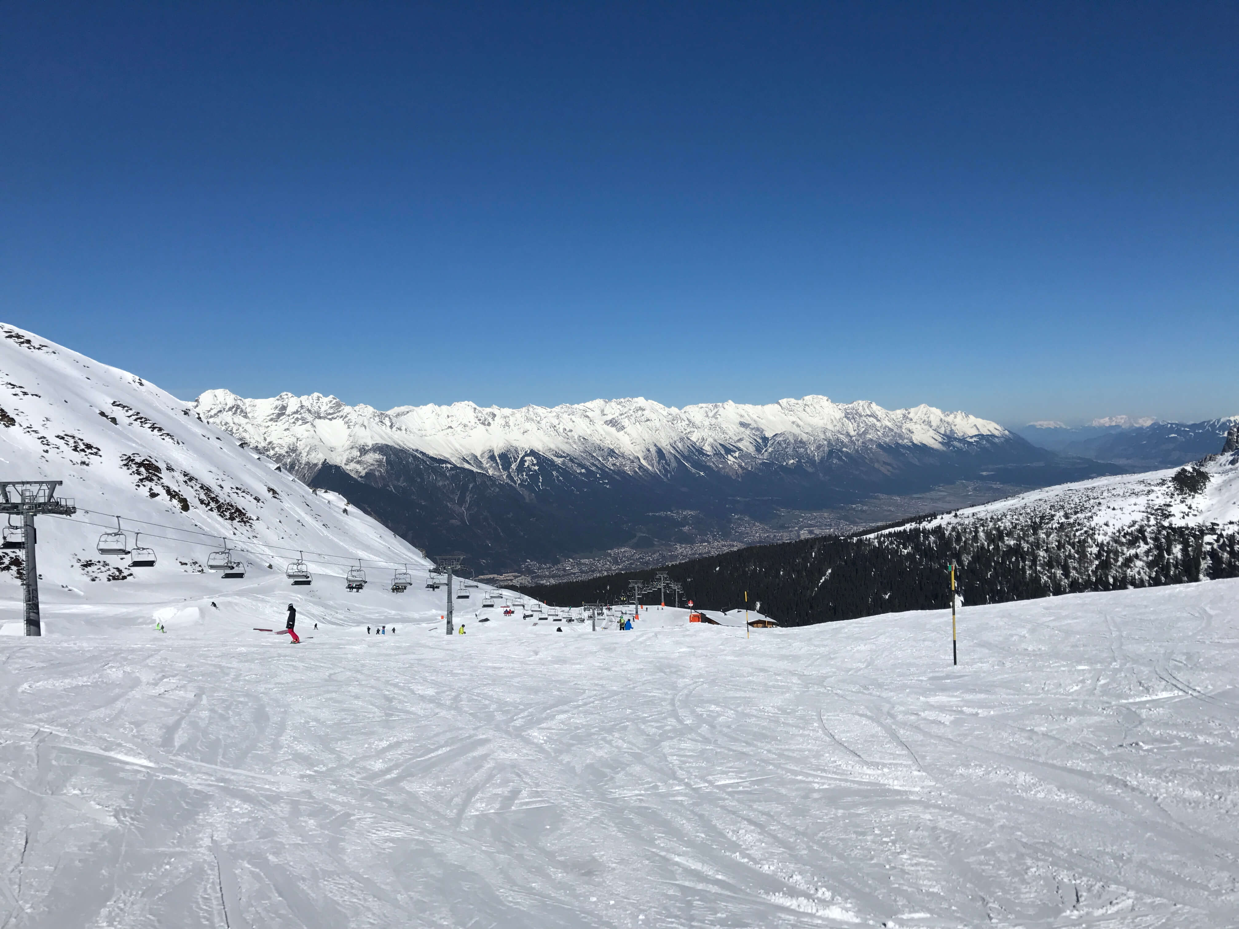 Innsbruck—Axamer Lizum Ski Resort by 倍包客