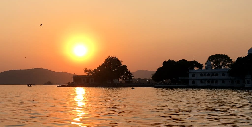 烏代浦(Udaipur)最美日落 Pic/Facebook: TraveLinArt2017