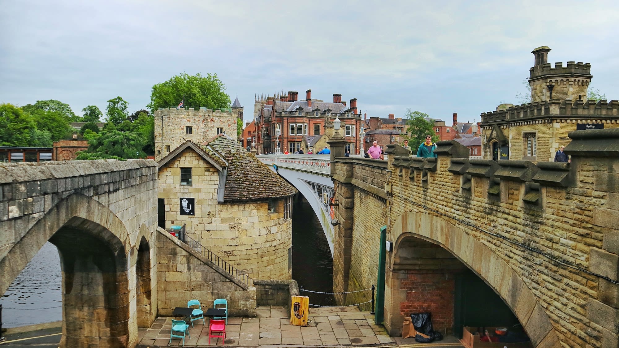 約克美得像幅畫。倫德爾橋(Lendal Bridge)下方是烏斯河(River Ouse)。