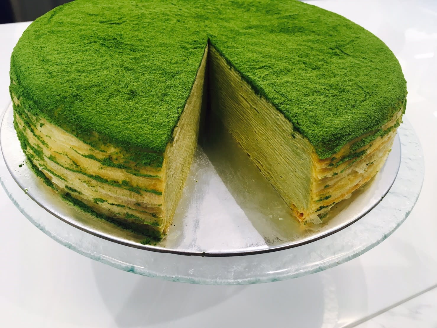 抹茶千層蛋糕 單片NT$260 九吋NT$2600