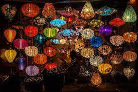 會安夜景,來源:PIXABAY https://pixabay.com/zh/%E4%BC%9A%E5%AE%89-%E8%B6%8A%E5%8D%97-lampingons-2494520/