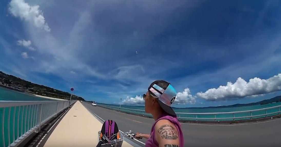 Klook客路・探索未知的你 騎 車 配 無 敵 海 景 , 海 水 之 清 澈 還 能 看 見 海 龜 喔 !