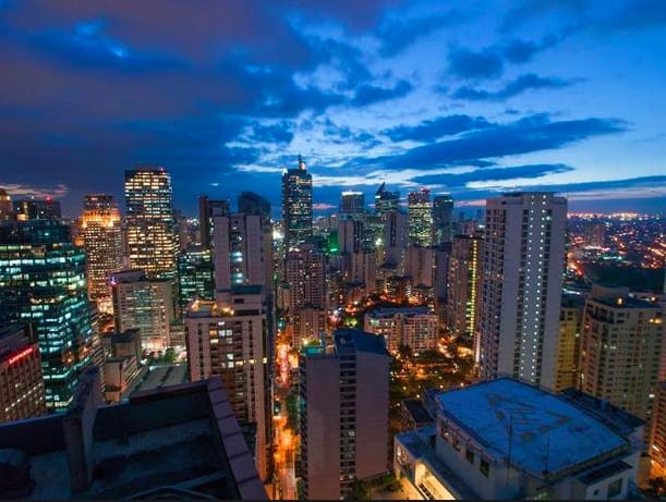馬尼拉的夜景讓人流連忘返。|Unforgettable nightscape of Manila 圖片來源:hotelscombined