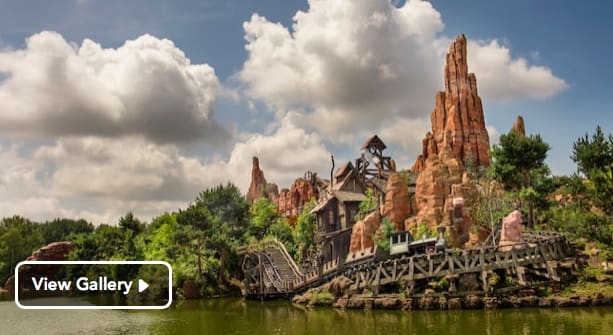 法國巴黎迪士尼 photo by Disneyland Paris