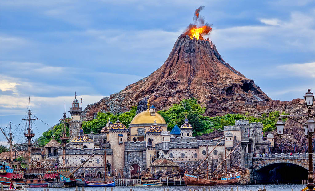 Tại Sao Disneysea Tokyo Là Công Viên Đại Dương Disney Duy Nhất Trên Thế Giới 12 công viên đại dương tokyo disneysea: núi lửa prometheus