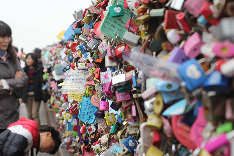 Vì Sao Mùa Thu Là Mùa Lãng Mạn Của Hàn Quốc 12 khóa tình yêu tại tháp namsan