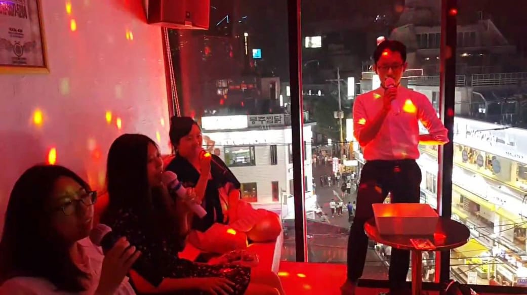 Vì Sao Mùa Thu Là Mùa Lãng Mạn Của Hàn Quốc 22 hát karaoke tại hàn quốc