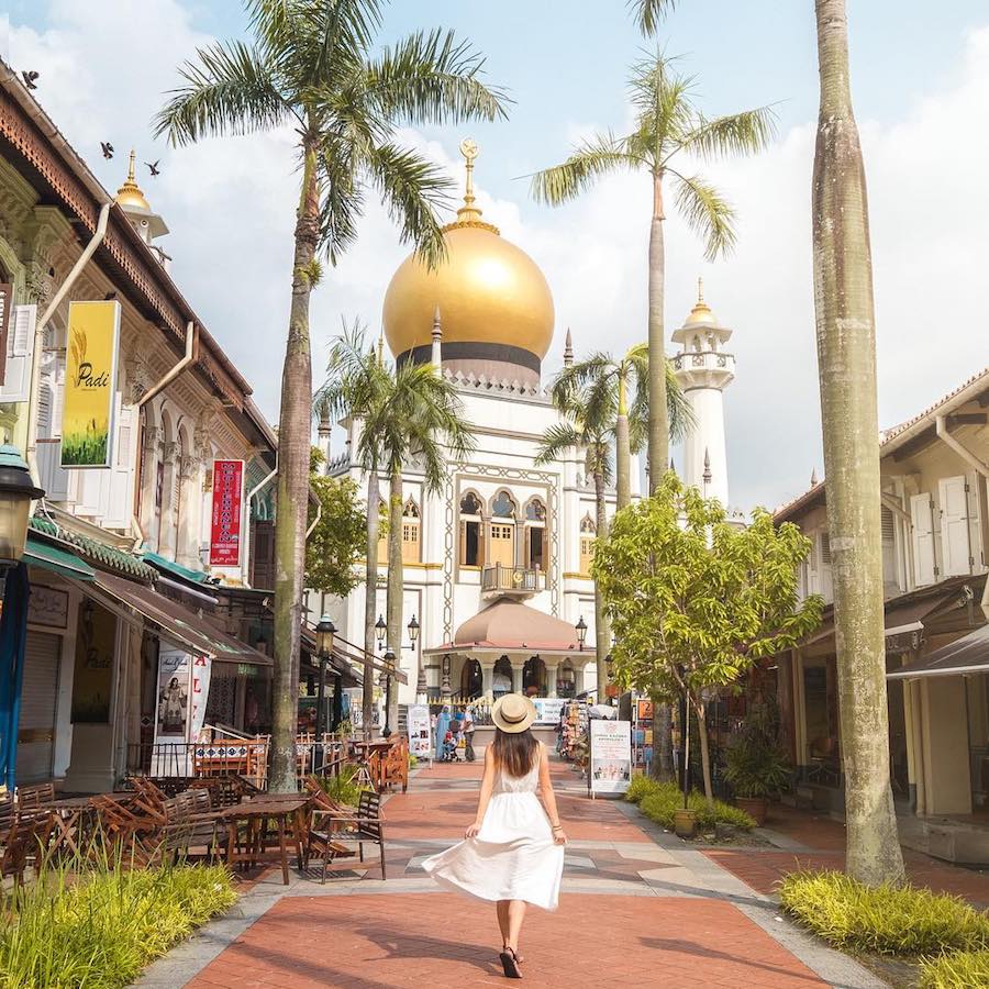 thăm nhà thờ hồi giáo sultan trong chuyến du lịch singapore 3 ngày 2 đêm