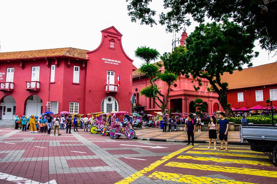 du lịch malacca - quảng trường hà lan nhộn nhịp