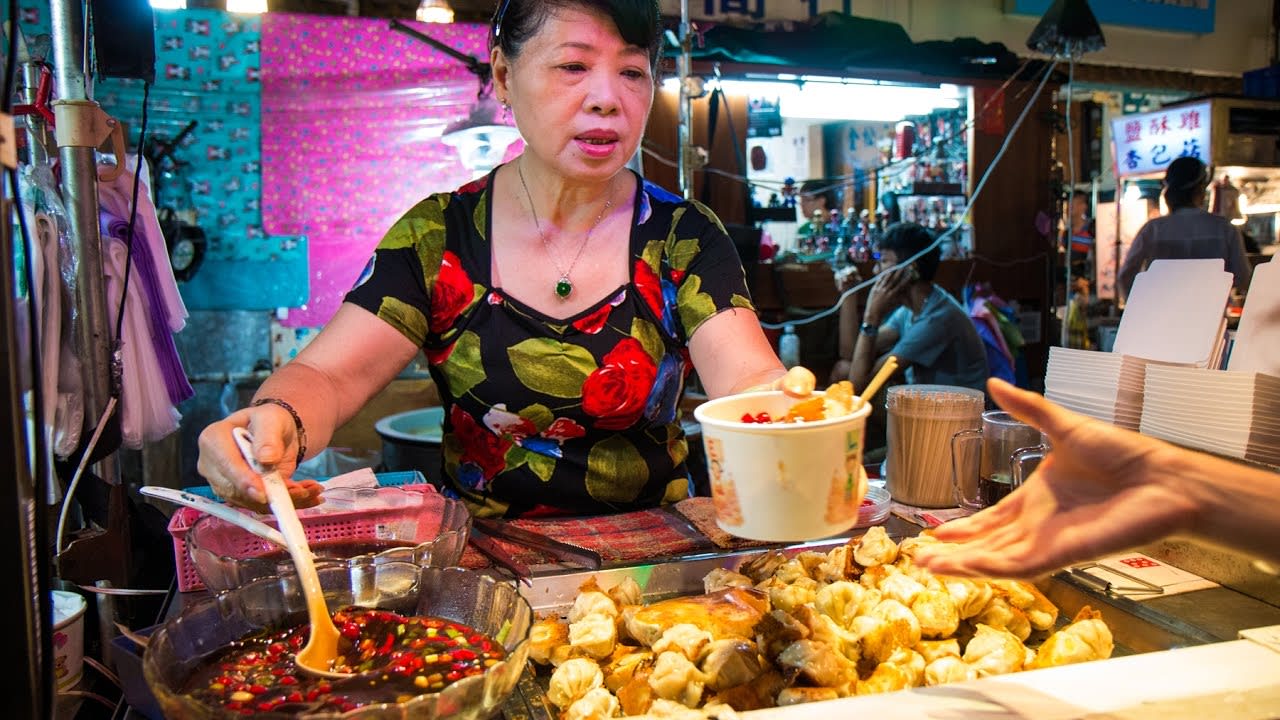 Khám phá những khu chợ đêm trứ danh ở Đài Loan 9 ẩm thực ở raohe, một trong những chợ đêm ở đài loan