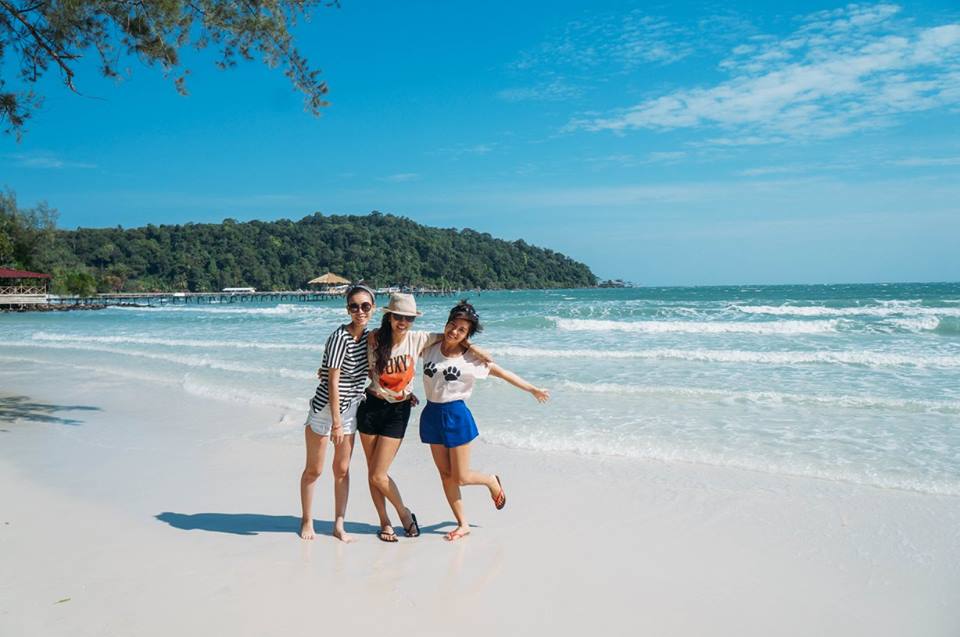 Koh Rong Samloem Trip 7 đi dạo dọc bãi biển saracen bay là kinh nghiệm đi koh rong samloem