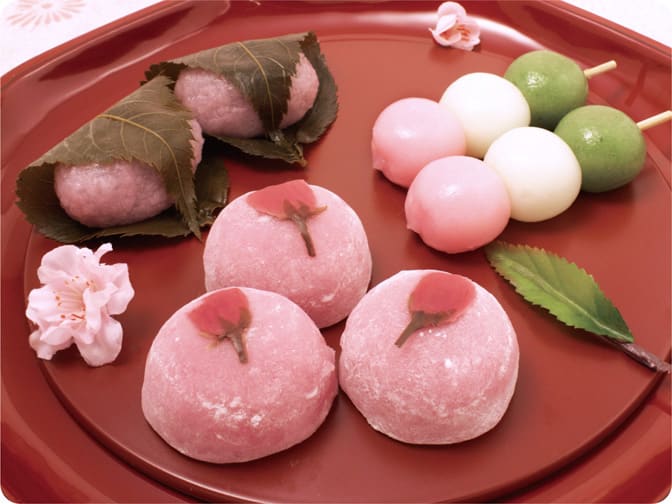 Bí kíp để có mùa Hanami (ngắm hoa anh đào) độc đáo 6 ăn các món tráng miệng trong lễ hội hoa anh đào nhật bản