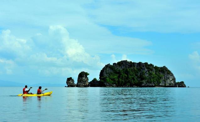 Tanjung Rhu là một bãi biển đông nam á nên đến một lần trong đời