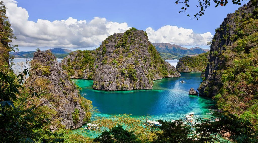 15 bãi biển phải-đến-một-lần-trong-đời ở Philippines 2 coron, palawan mà một trong những bãi biển đẹp ở philippines