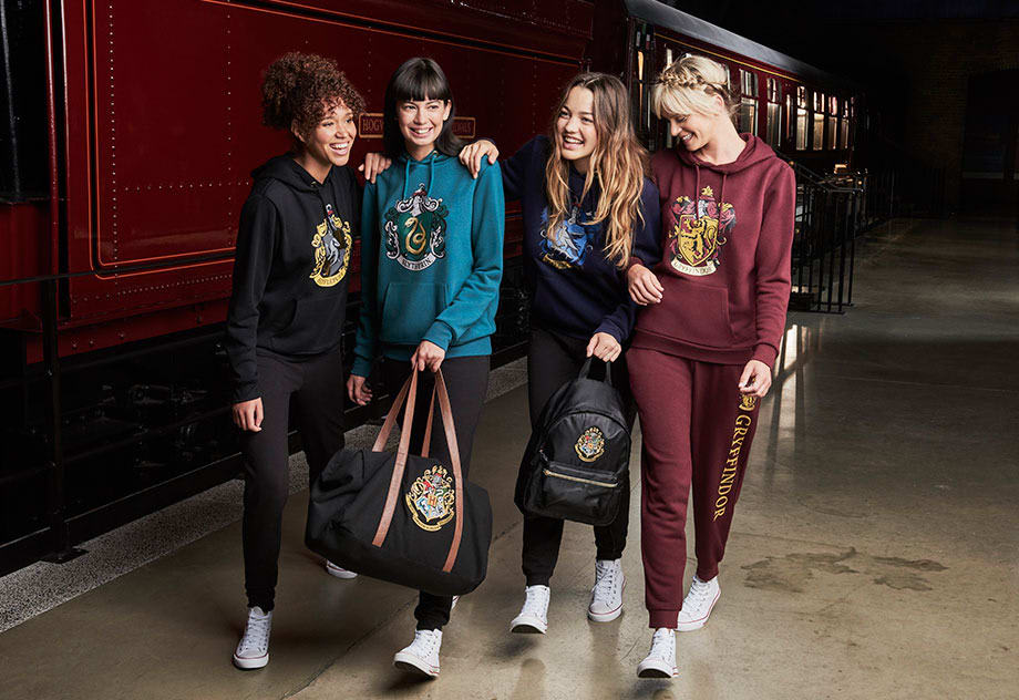 primark là bộ sưu tập đáng thử khi đi du lịch harry potter