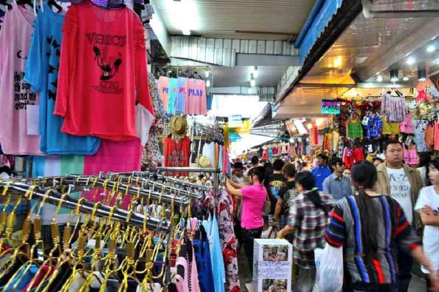13 khu chợ đường phố bạn không nên bỏ lỡ khi đến Bangkok 6 chợ sáng pratunam là một trong những khu chợ đường phố ở bangkok