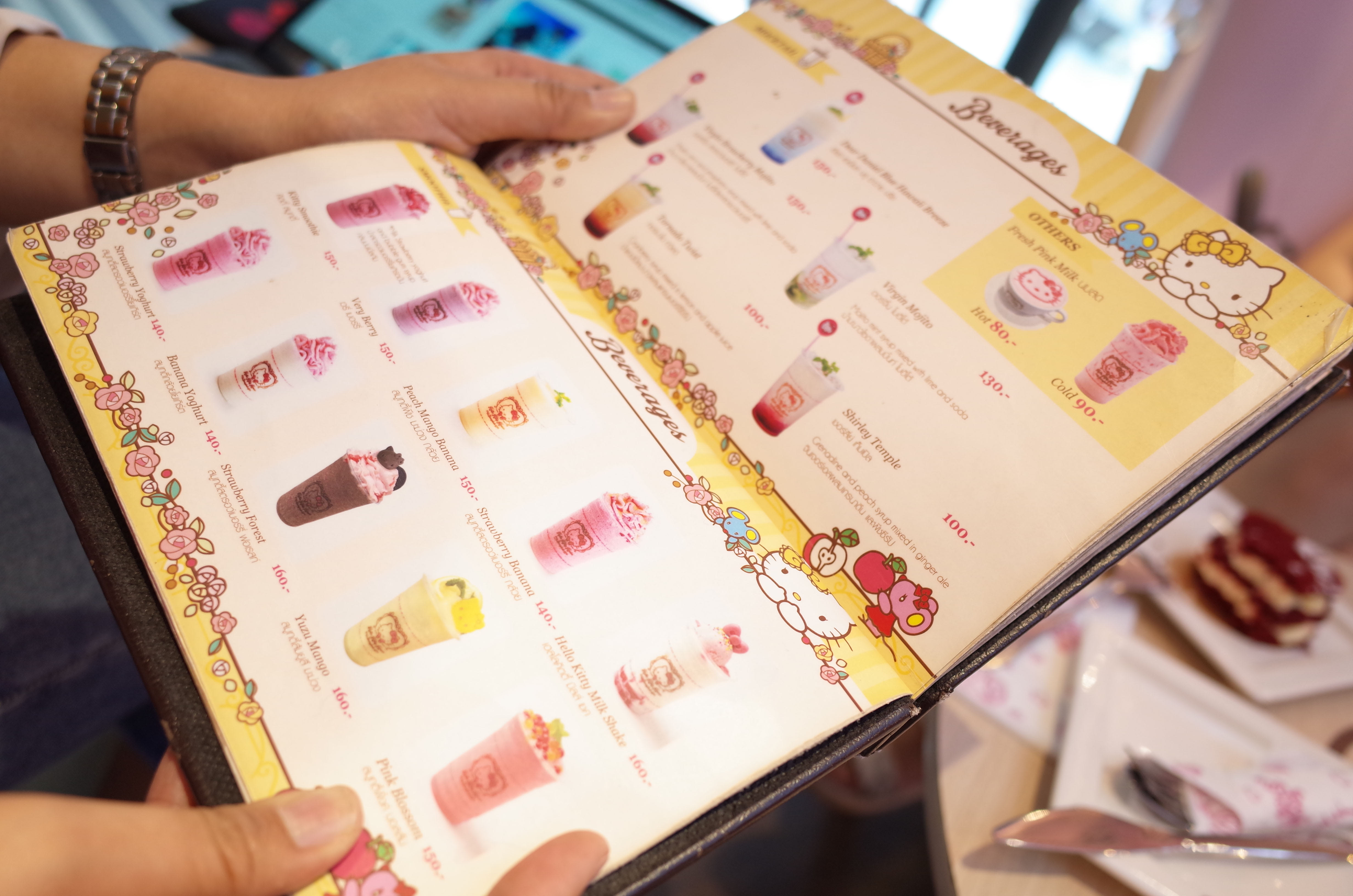Sống lại thuở thơ bé tại Hello Kitty House ở Bangkok 10 menu tại hello kitty house