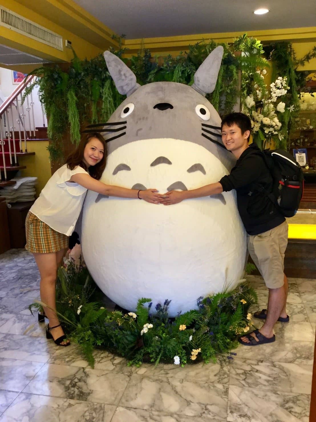Trở về tuổi thơ với nhà hàng theo chủ đề Totoro đầu tiên tại Bangkok 5 chụp ảnh ở nhà hàng totoro may's garden house