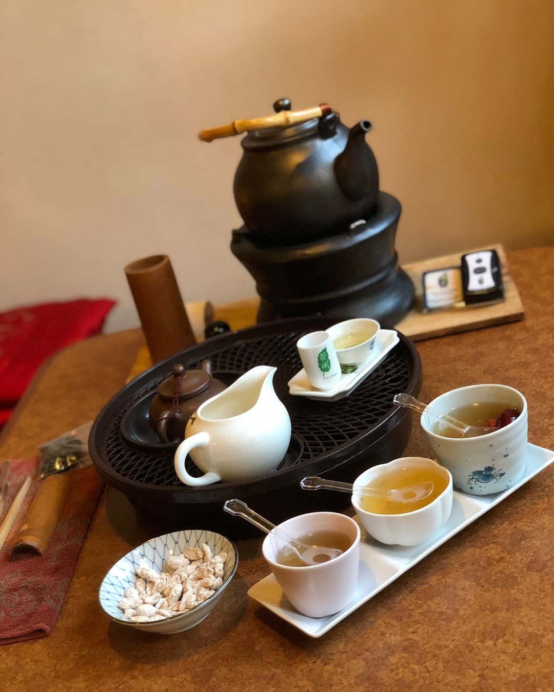 set trà tại tea chapter