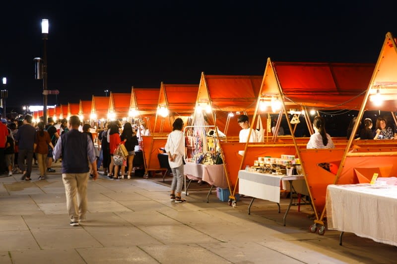 Bí Kíp “oanh Tạc” 7 Chợ Đêm Hàn Quốc 13 gian hàng đồ ăn tại chợ đêm yeouido