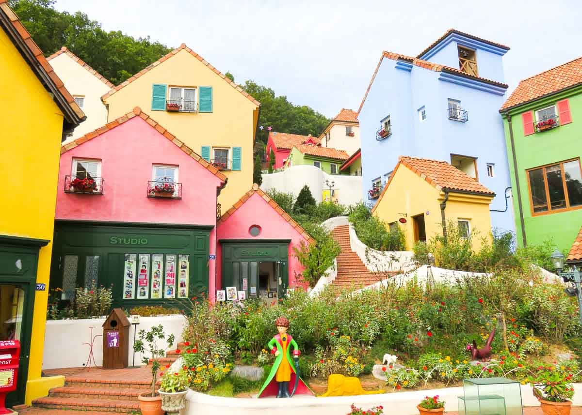petite france ở hàn quốc