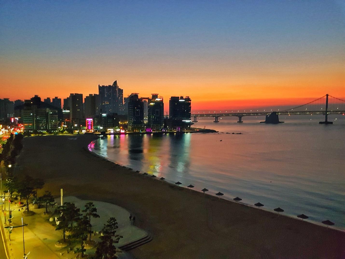 Chơi quên lối về tại Hàn Quốc 13 cảnh mặt trời mọc tại busan