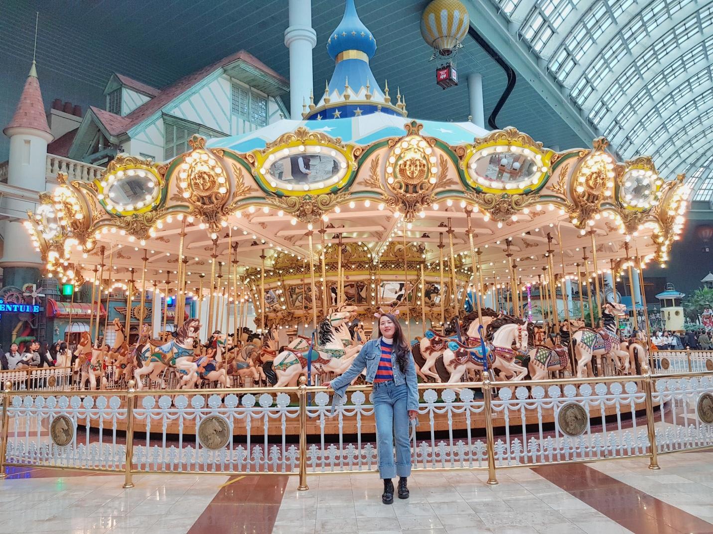 Chơi quên lối về tại Hàn Quốc 24 vòng quay ngựa gỗ ở lotte world aventure