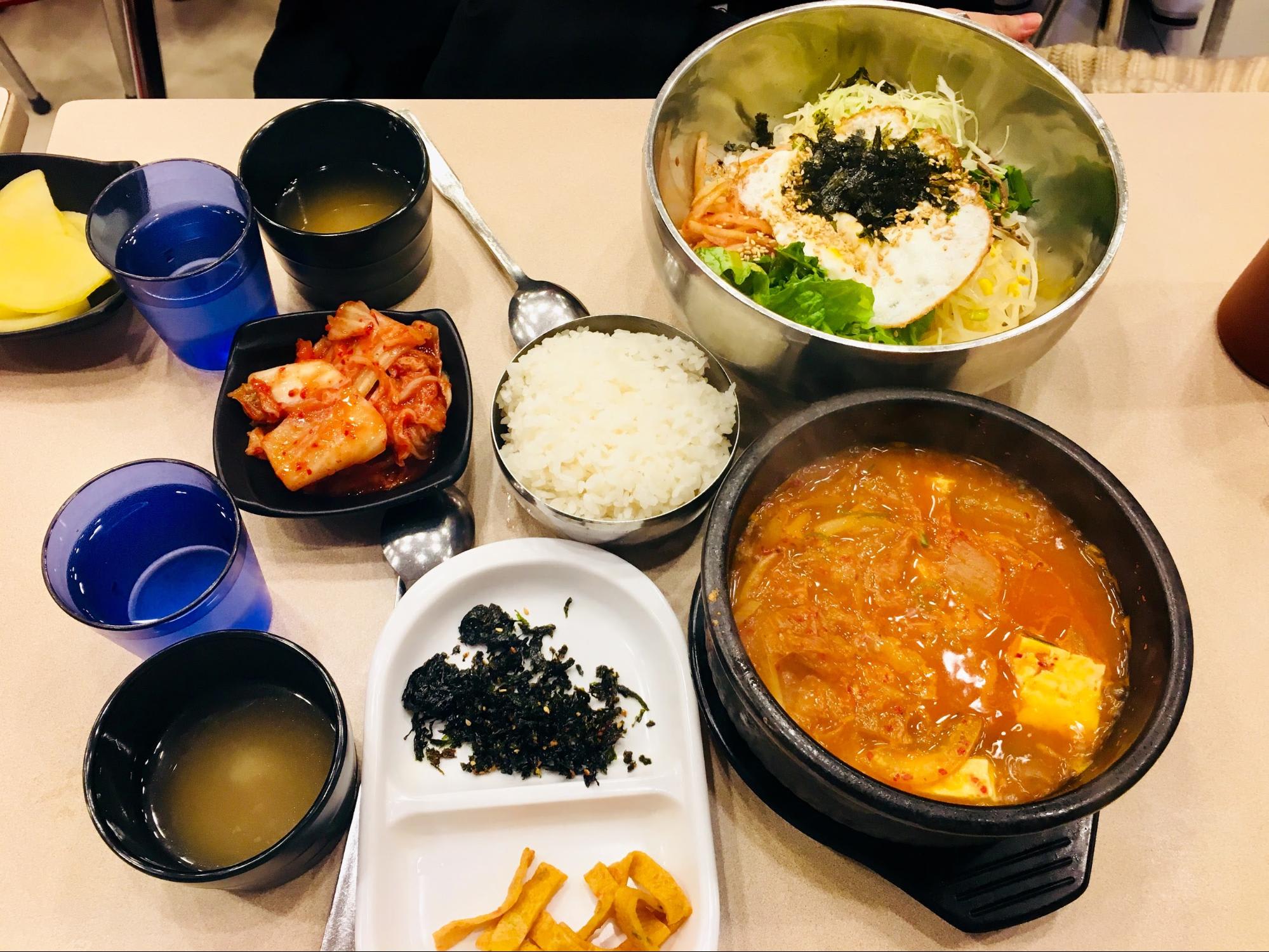 Một mình ở Seoul – tại sao không? 9 bữa tối tại myeongdong