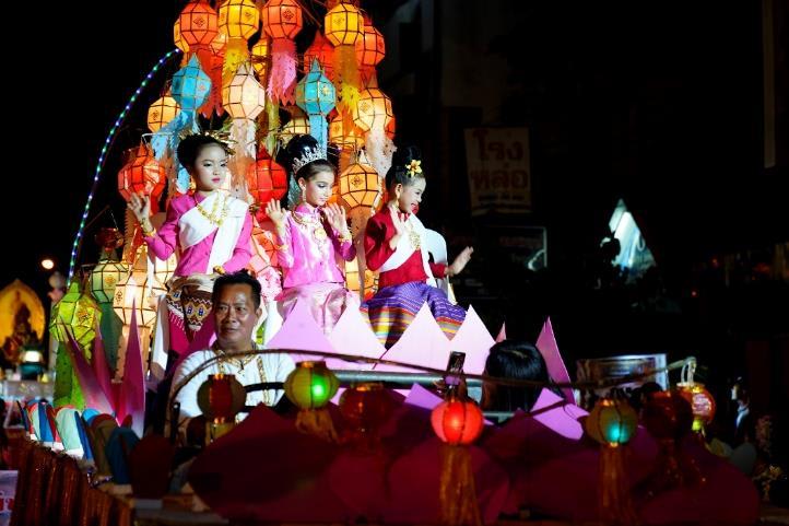 Kỉ niệm khó quên – Loy Krathong Festival 2018, Lễ hội đèn trời Chiang Mai 7 ki niem kho quen loy krathong festival 2018 le hoi den troi chiang mai13