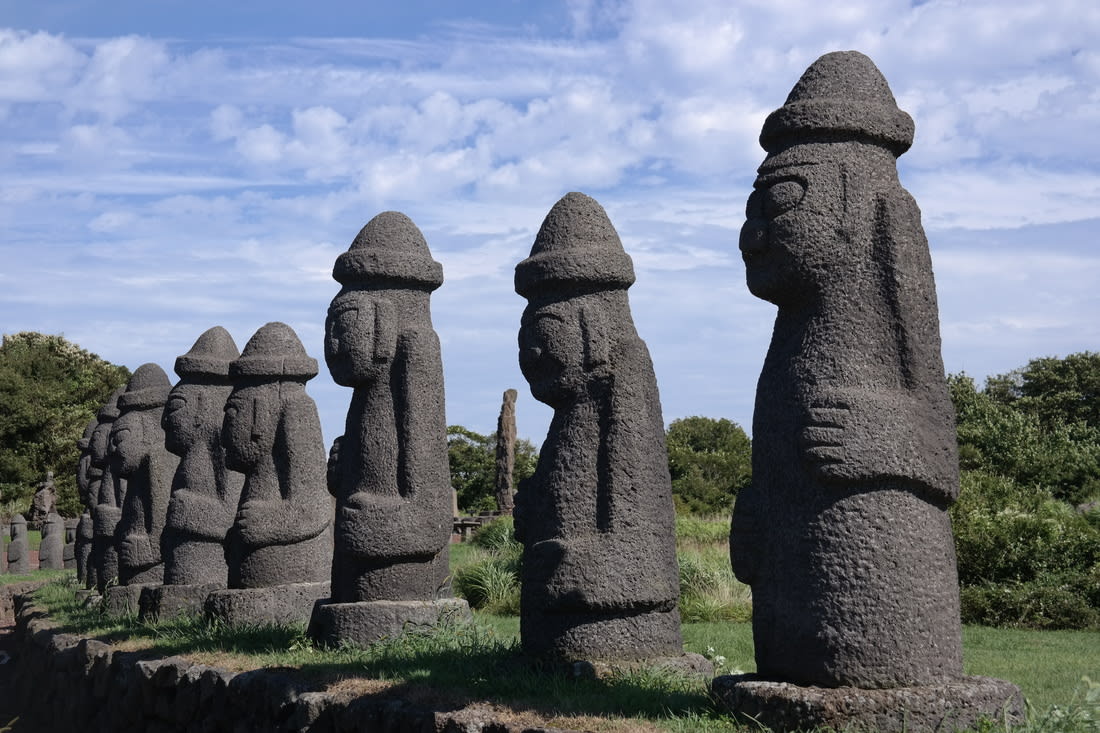 LỊCH TRÌNH DU LỊCH ĐẢO JEJU HÀN QUỐC KHÔNG CẦN VISA 3 công viên đá jeju klook