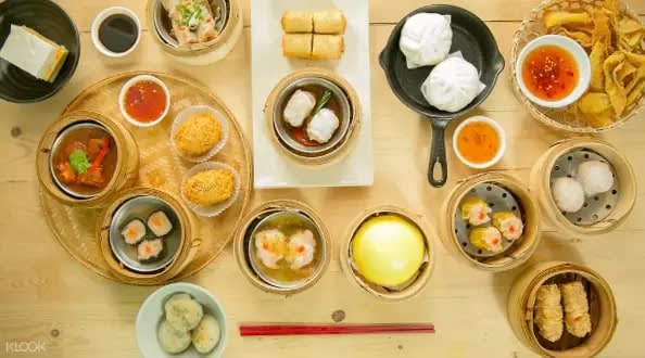 Dim sum at Hong Kong Noodle in Bangkok