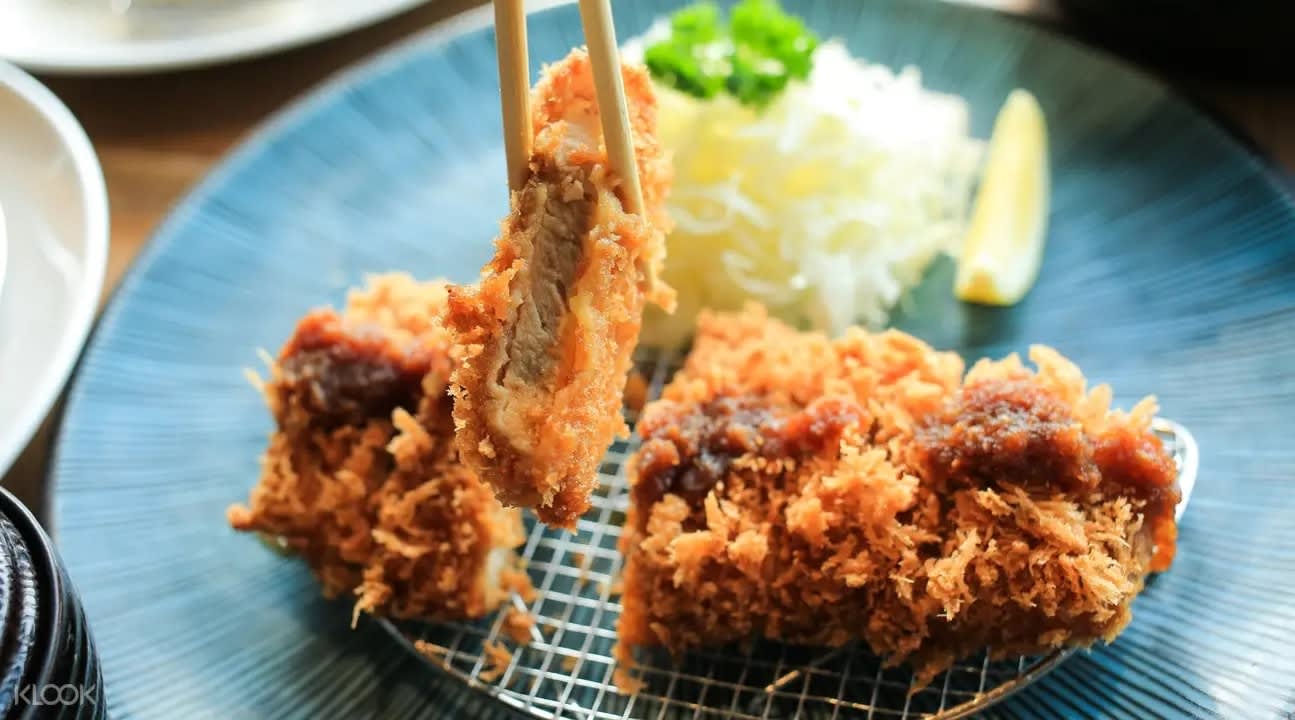 Pork tonkatsu at Maisen in Bangkok
