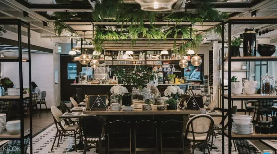 Instagrammable decor at Cafe Pla